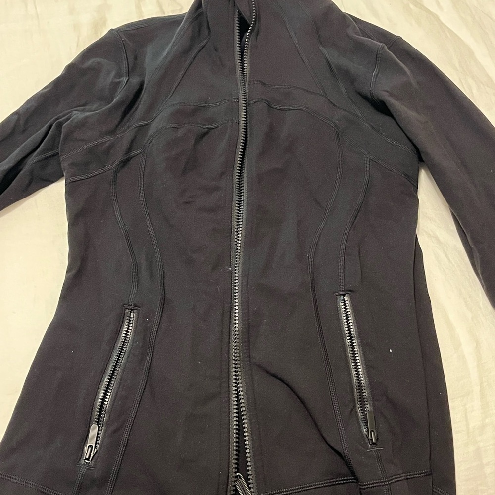 Lululemon Women's Black Zip-Up Jacket